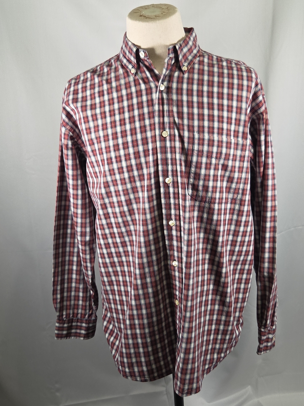 American Eagle Outfitters Y2K 90s Men's Red and White Plaid Button-Down Shirt